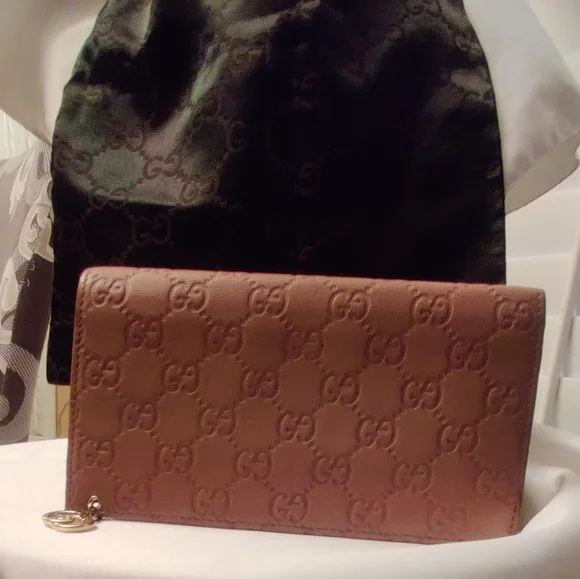 🔥Authentic Gucci Continental Pink Wallet - Picture 1 of 6